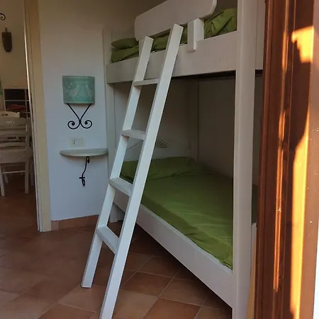 公寓式酒店 Sardinia